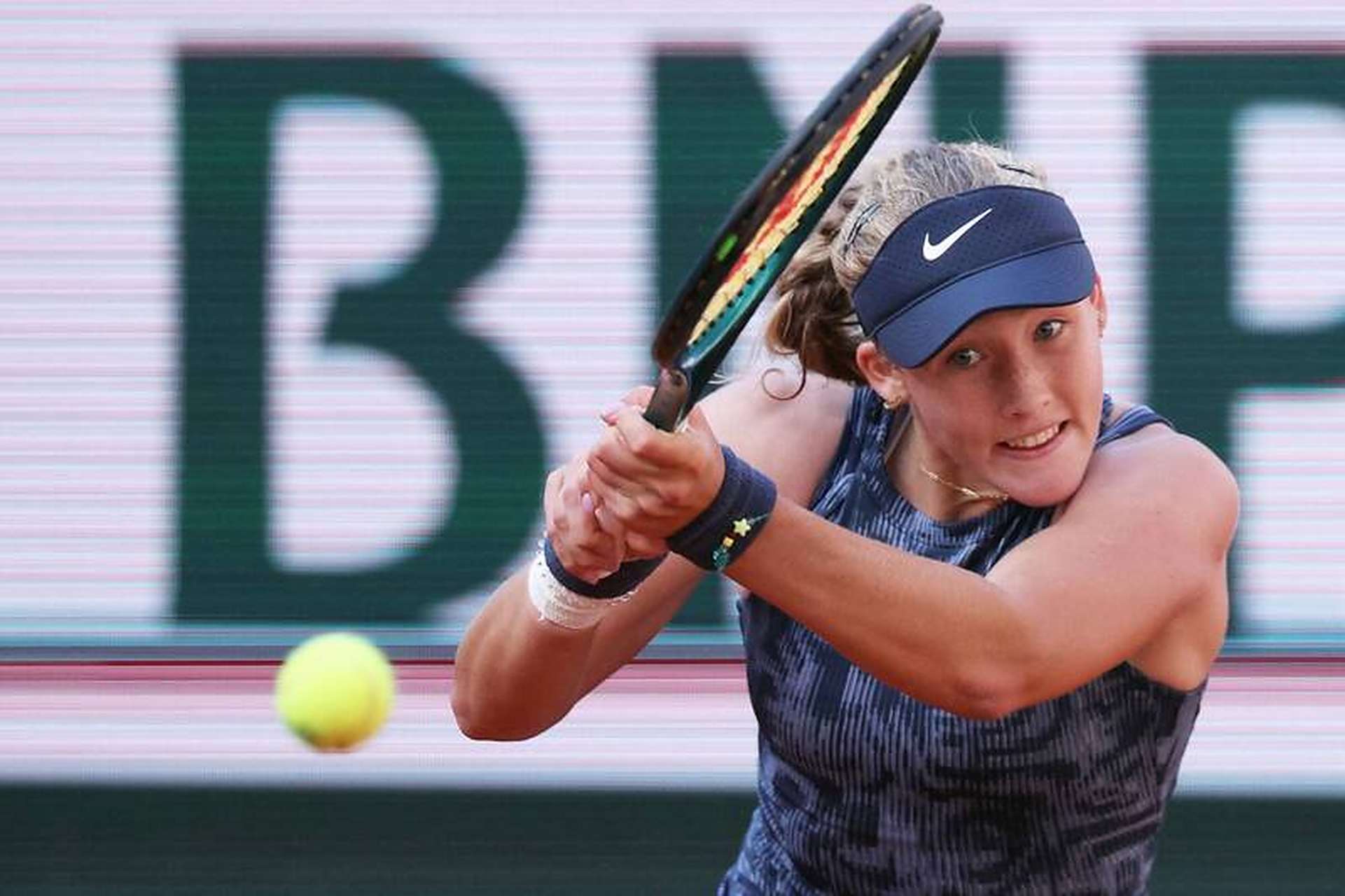 运动场上建 运动场上建